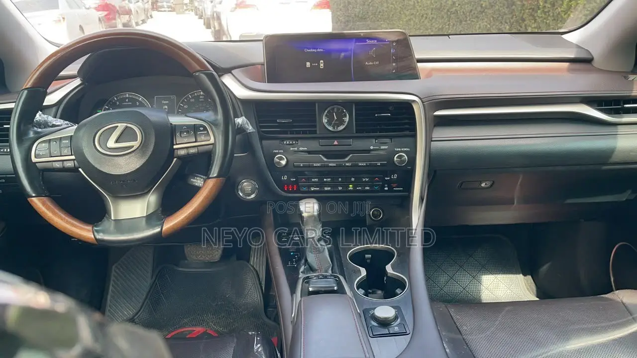 Lexus RX 350 AWD 2017 Gold
