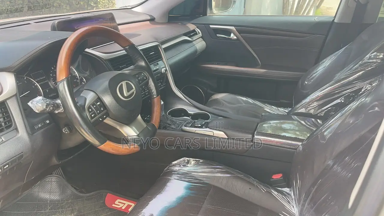 Lexus RX 350 AWD 2017 Gold