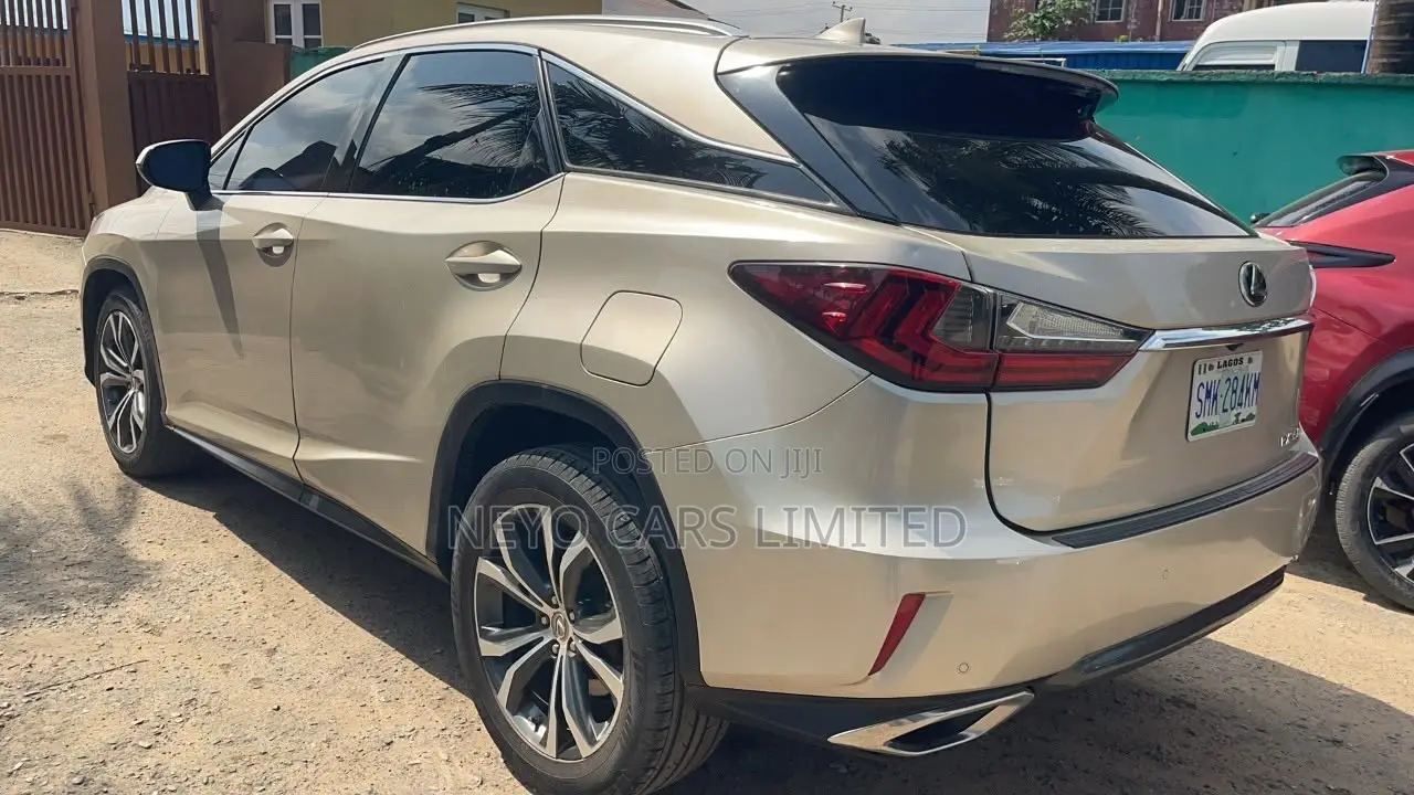Lexus RX 350 AWD 2017 Gold