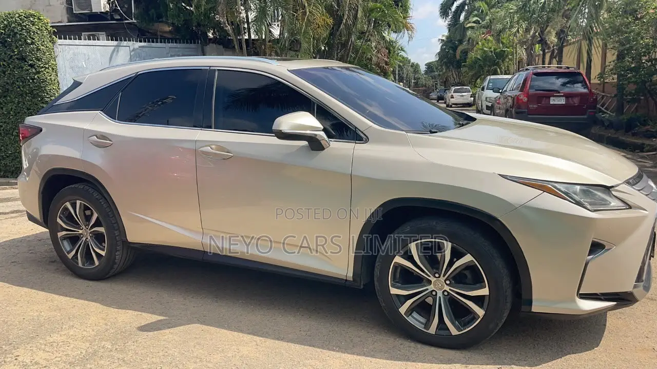 Lexus RX 350 AWD 2017 Gold