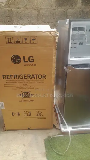LG Top Freezer Refrigerator Model GL-C252SLBB (260L)