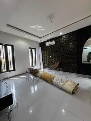 Studio Apartment in Adeola Odeku for rent