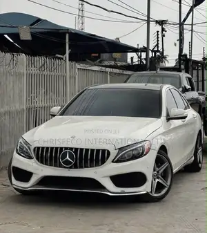 Mercedes-Benz C300 2016 White