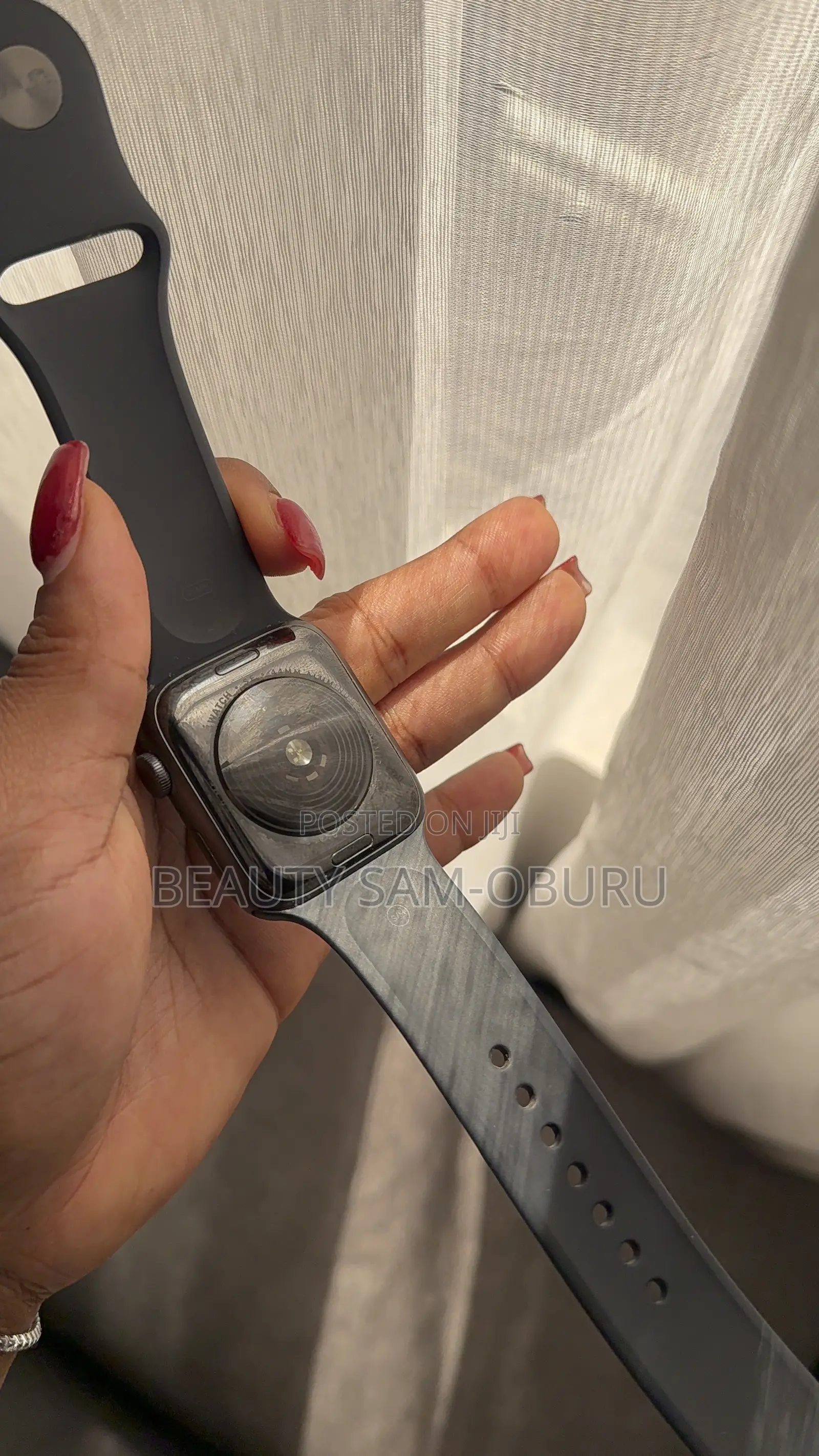 Apple Watch SE, Fully Functional, for Sale
