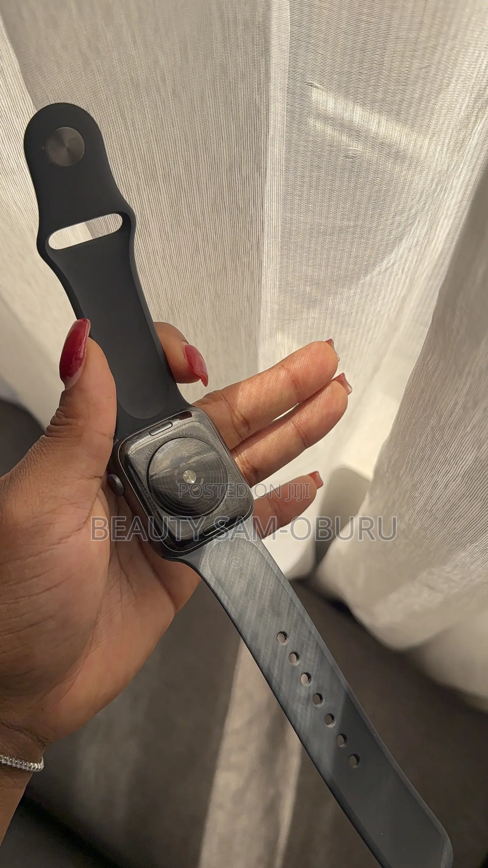 Apple Watch SE, Fully Functional, for Sale