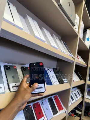 Apple iPhone 13 128 GB Black