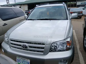 Toyota Highlander 2004 Silver