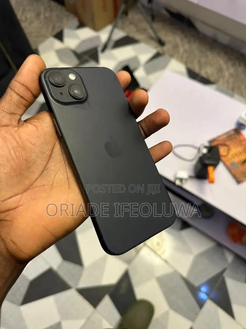 Apple iPhone 15 Plus 128 GB Black