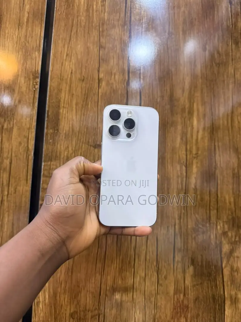 Apple iPhone 15 Pro 128 GB White