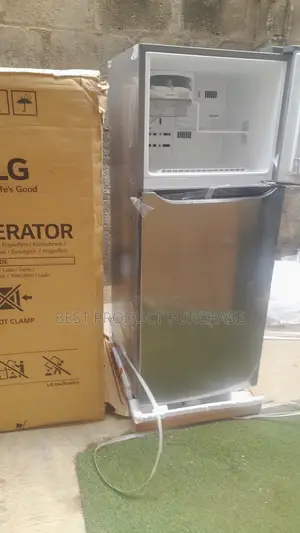 Perfect Family Size LG 260L Fridge GL-C252SLBB