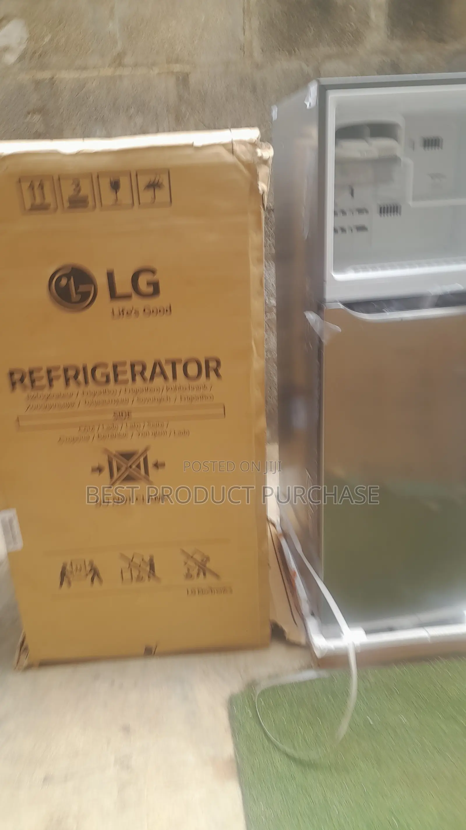 Upgrade Your Kitchen With LG GL-C252SLBB Refrigerator