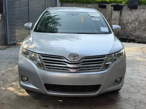 Toyota Venza 2011 Silver