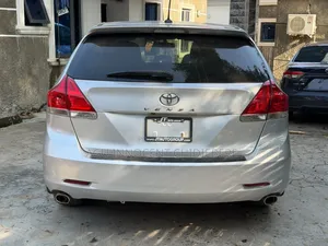 Toyota Venza 2011 Silver