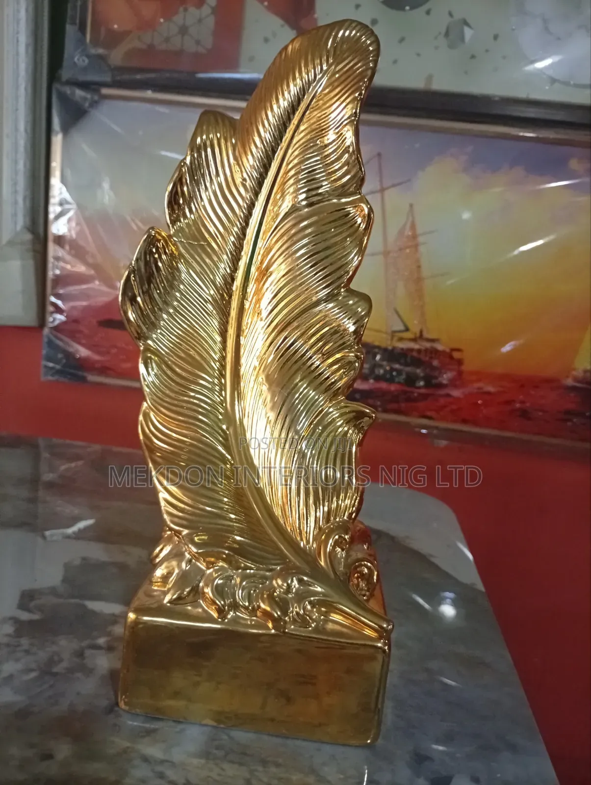 Leave Craft Figurine