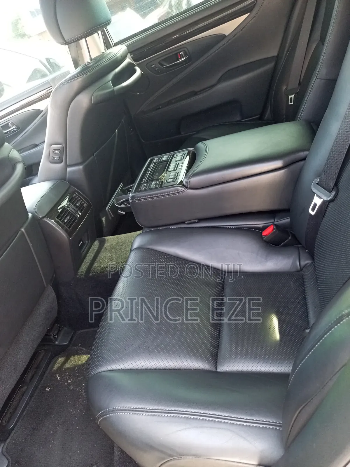 Lexus LS 2015 Black