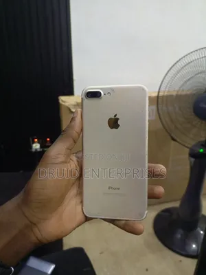 Apple iPhone 7 Plus 32 GB Gold