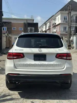 Mercedes-Benz GLC-Class 2018 White