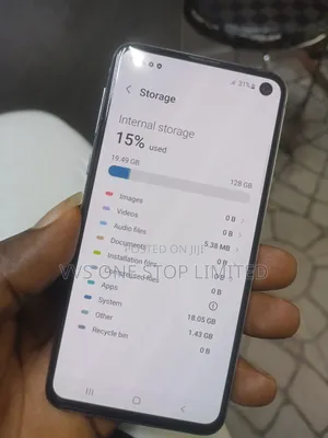 Samsung Galaxy S10e 128 GB Silver