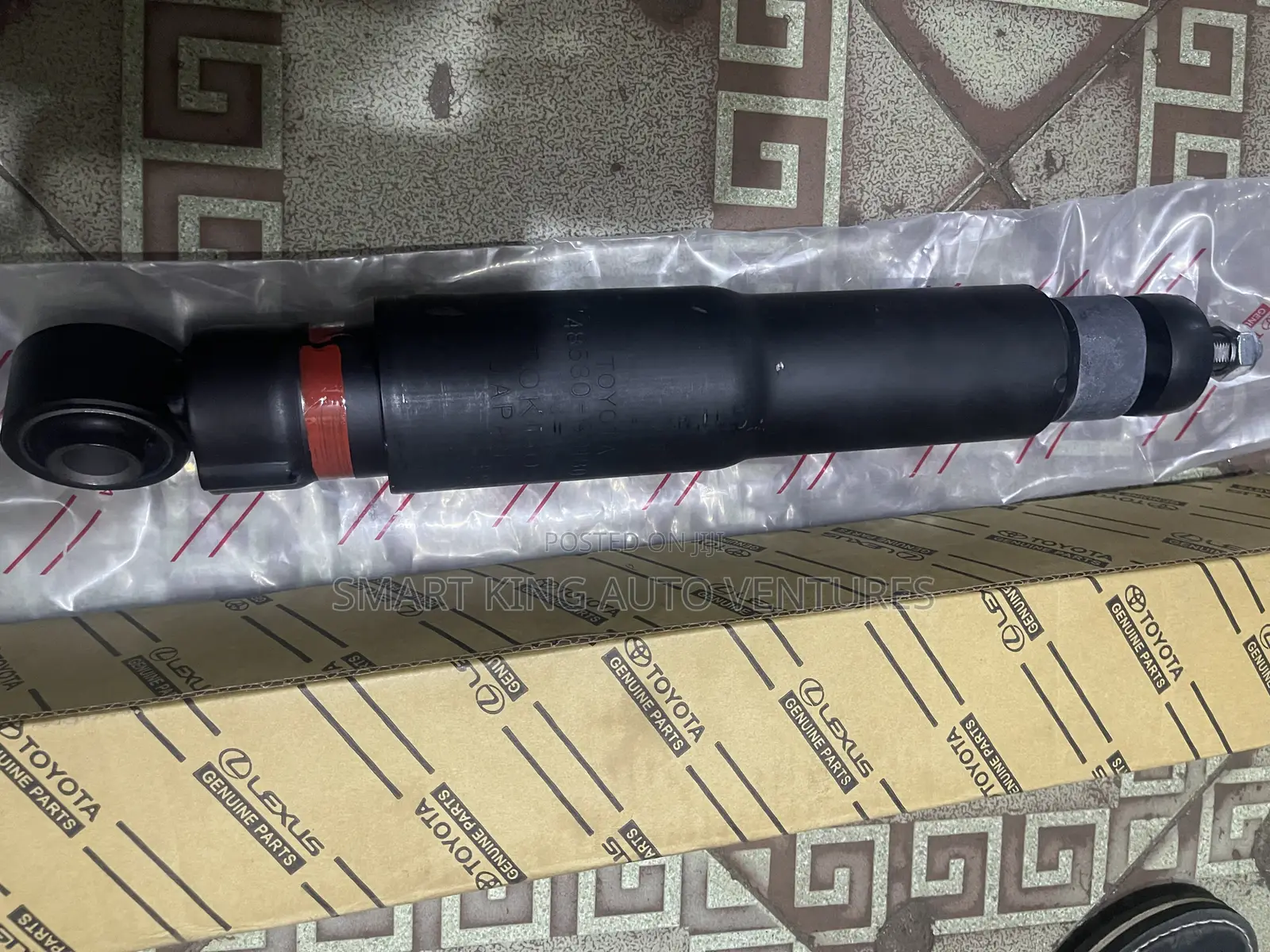 Back Shock LX570 2018