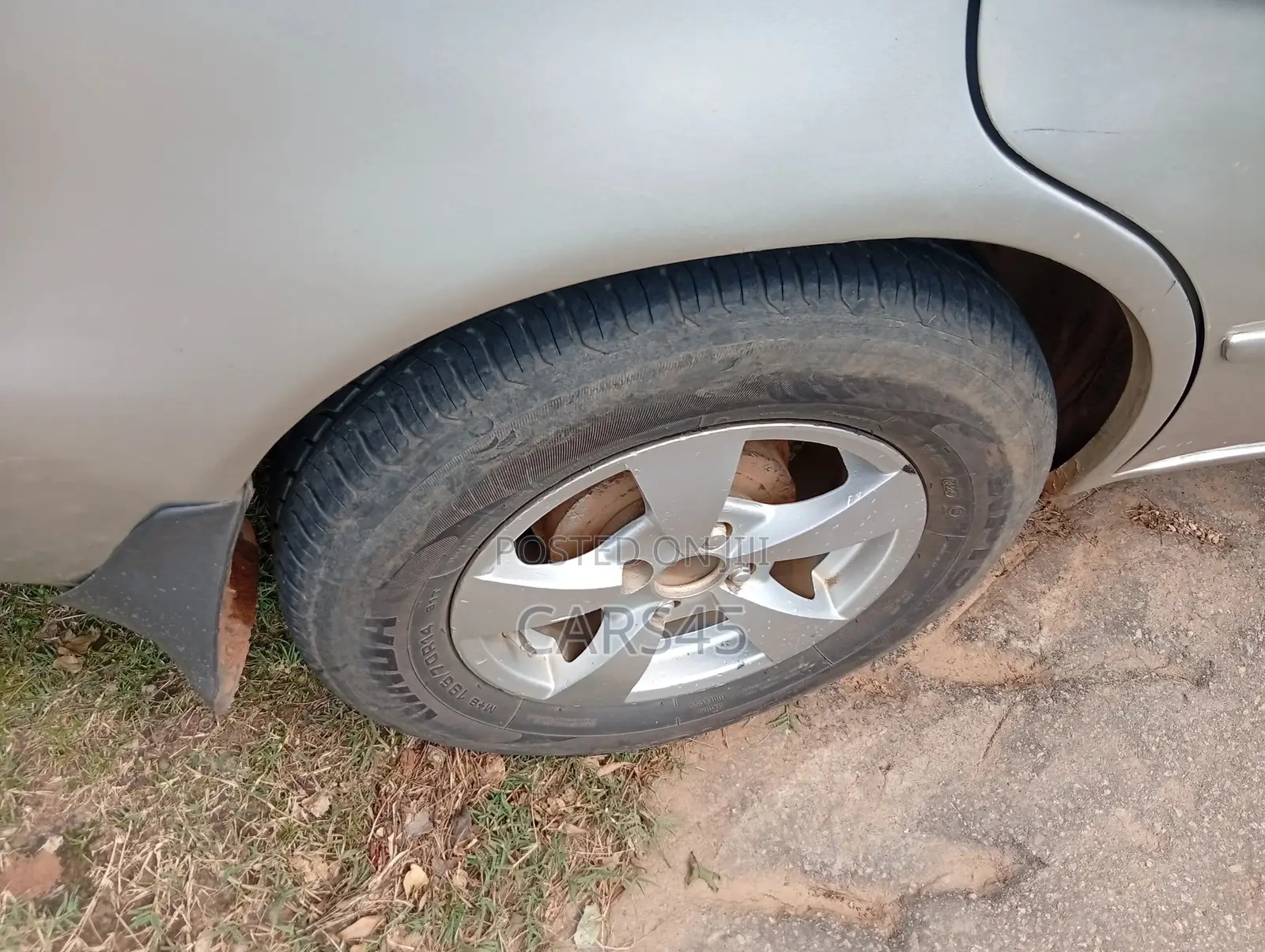 Toyota Corolla 2002 Silver