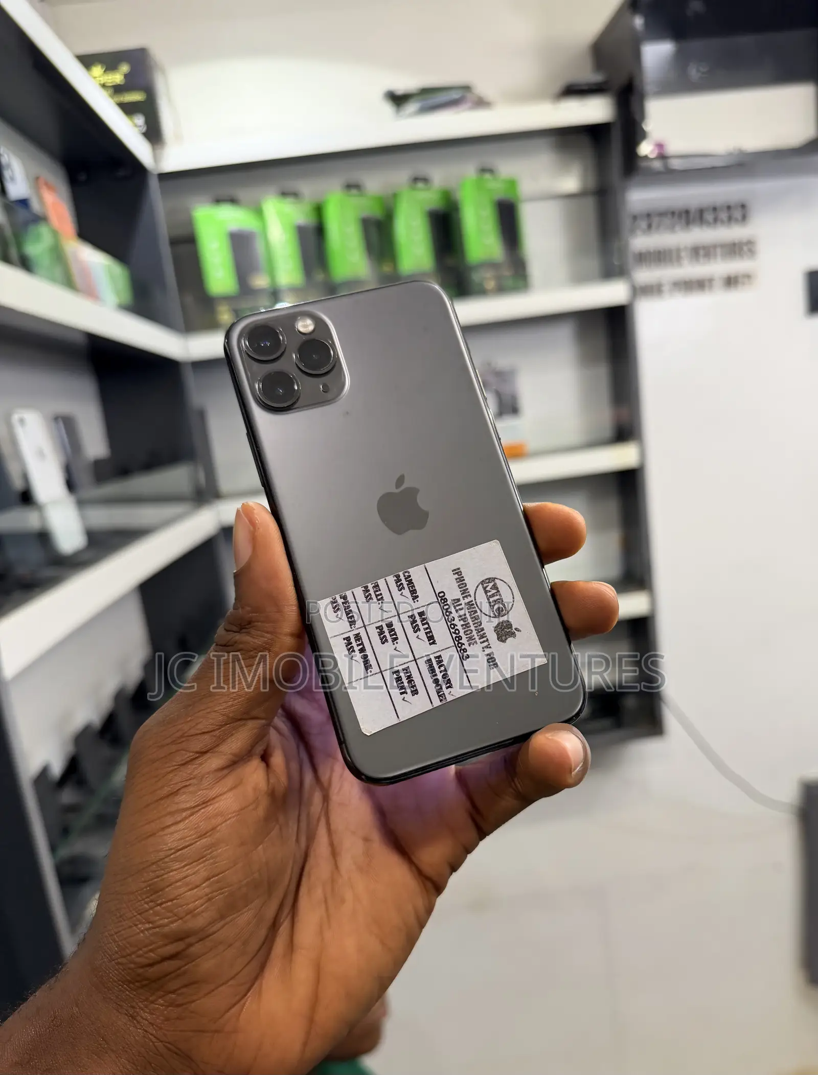 Apple iPhone 11 Pro 64 GB Gray