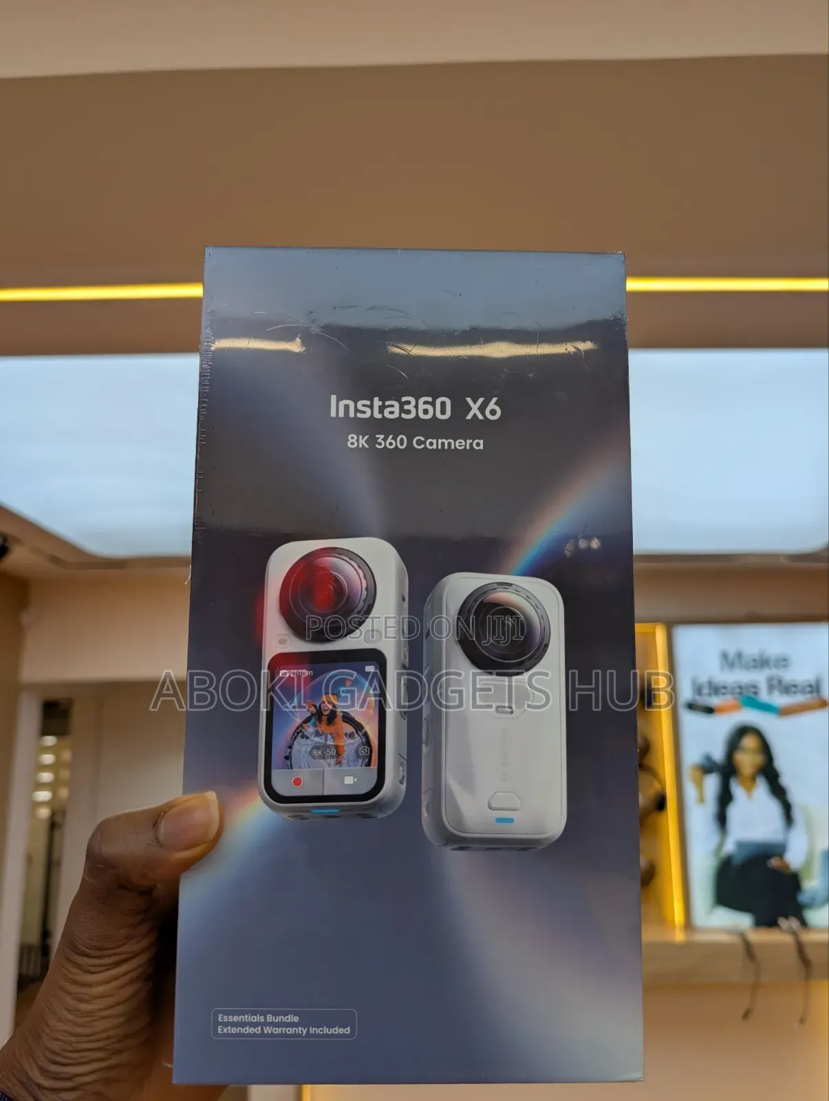 Insta360 X6 8K 360 Camera Essentials Bundle