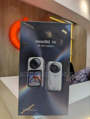 Insta360 X6 8K 360 Camera Essentials Bundle