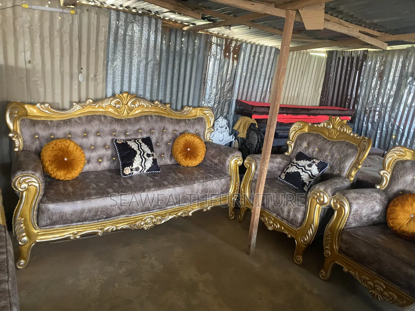 Royal Chair Available for Pick Up