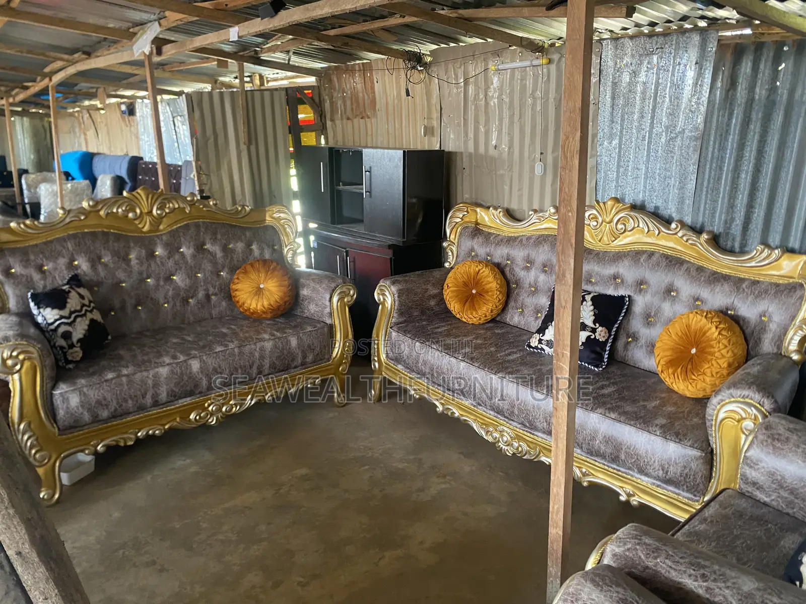 Royal Chair Available for Pick Up