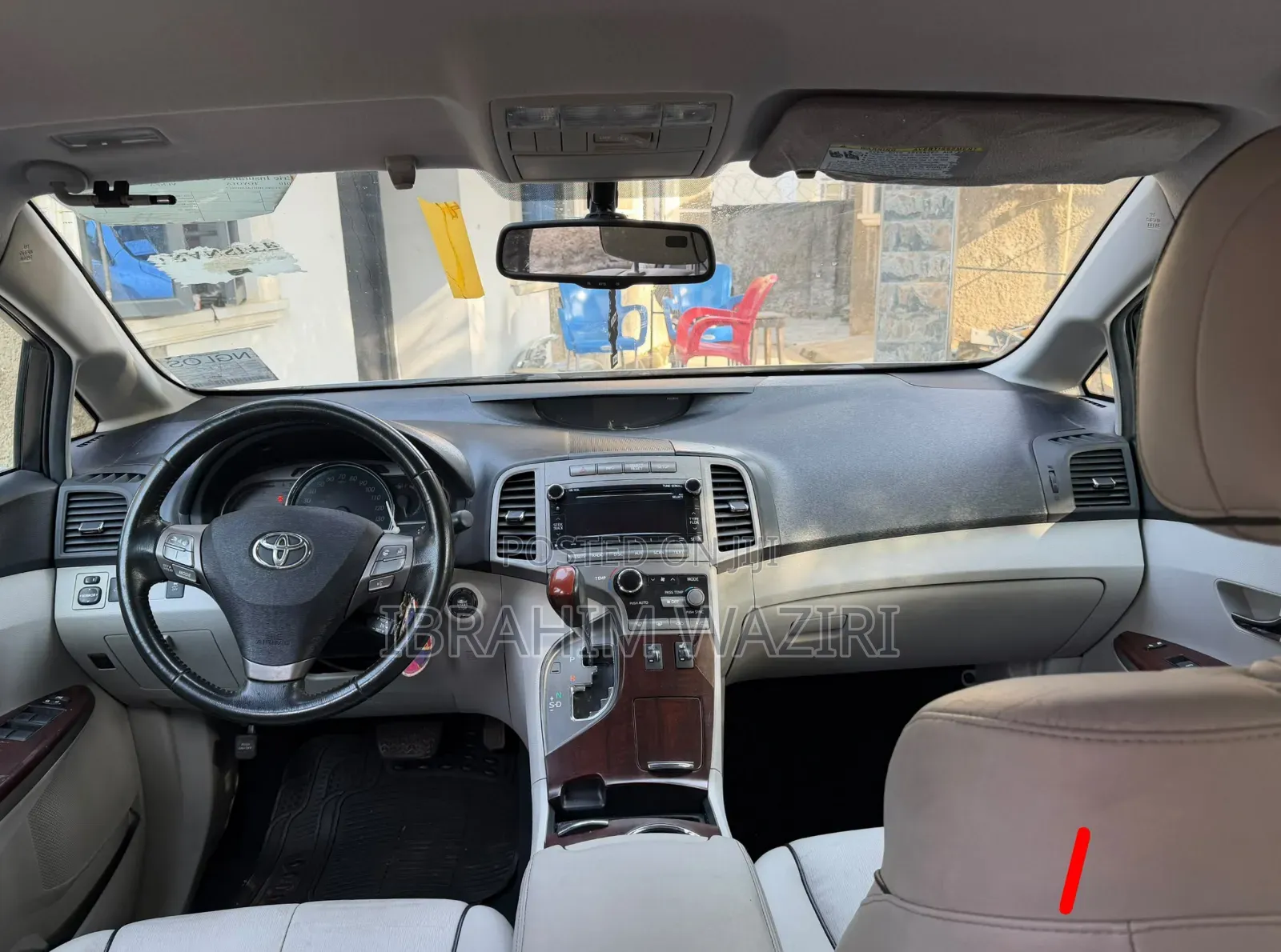 Toyota Venza 2011 Silver