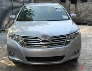 Toyota Venza 2011 Silver