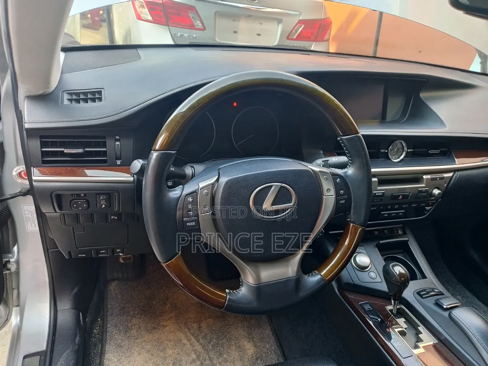 Lexus ES 2015 Silver