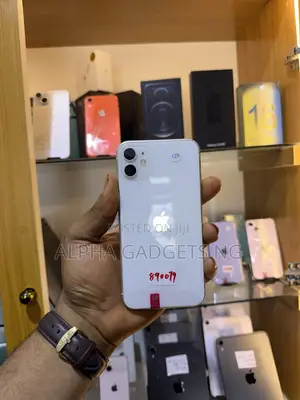 Apple iPhone 11 128 GB White