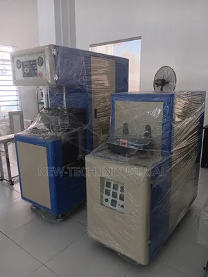 Plastic Bottle Making Machine