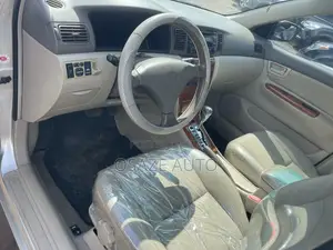 Toyota Corolla 2005 Silver