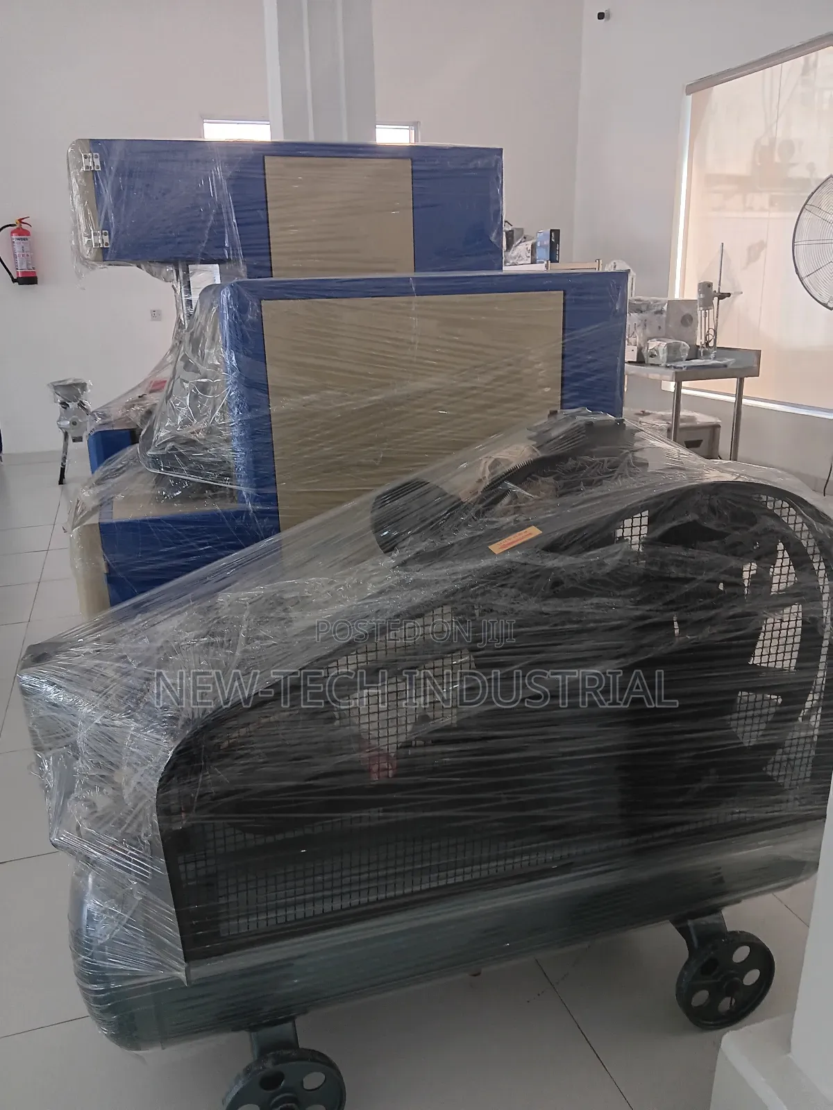 Plastic Bottle Making Machine