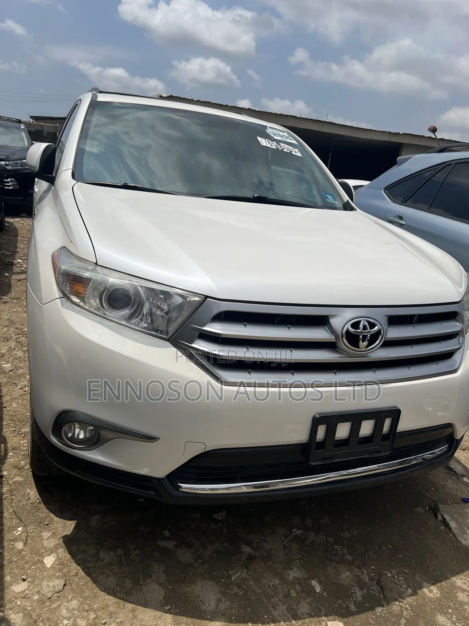 Toyota Highlander Limited 2012 White