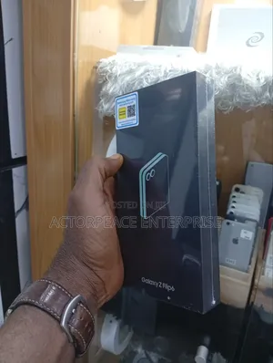 New Samsung Galaxy Z Flip6 512 GB Black