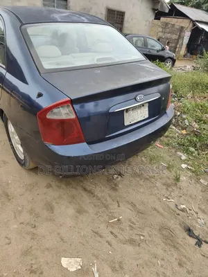 Kia Spectra Automatic 2005 Blue
