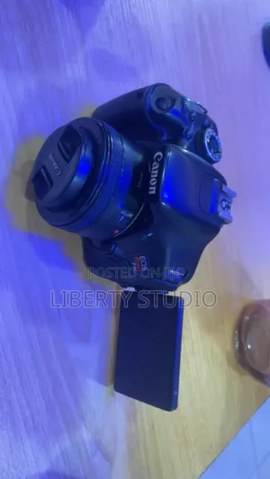 Canon EOS Rebel T3i