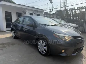 Toyota Corolla LE Plus 4dr Sedan (1.8L 4cyl CVT) 2015 Gray