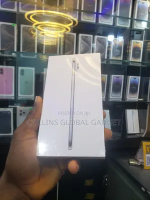 New Apple iPhone Air 256 GB Silver