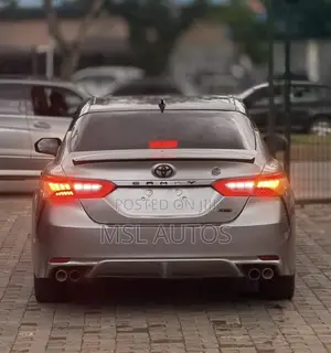 Toyota Camry XSE V6 FWD 2020 Silver
