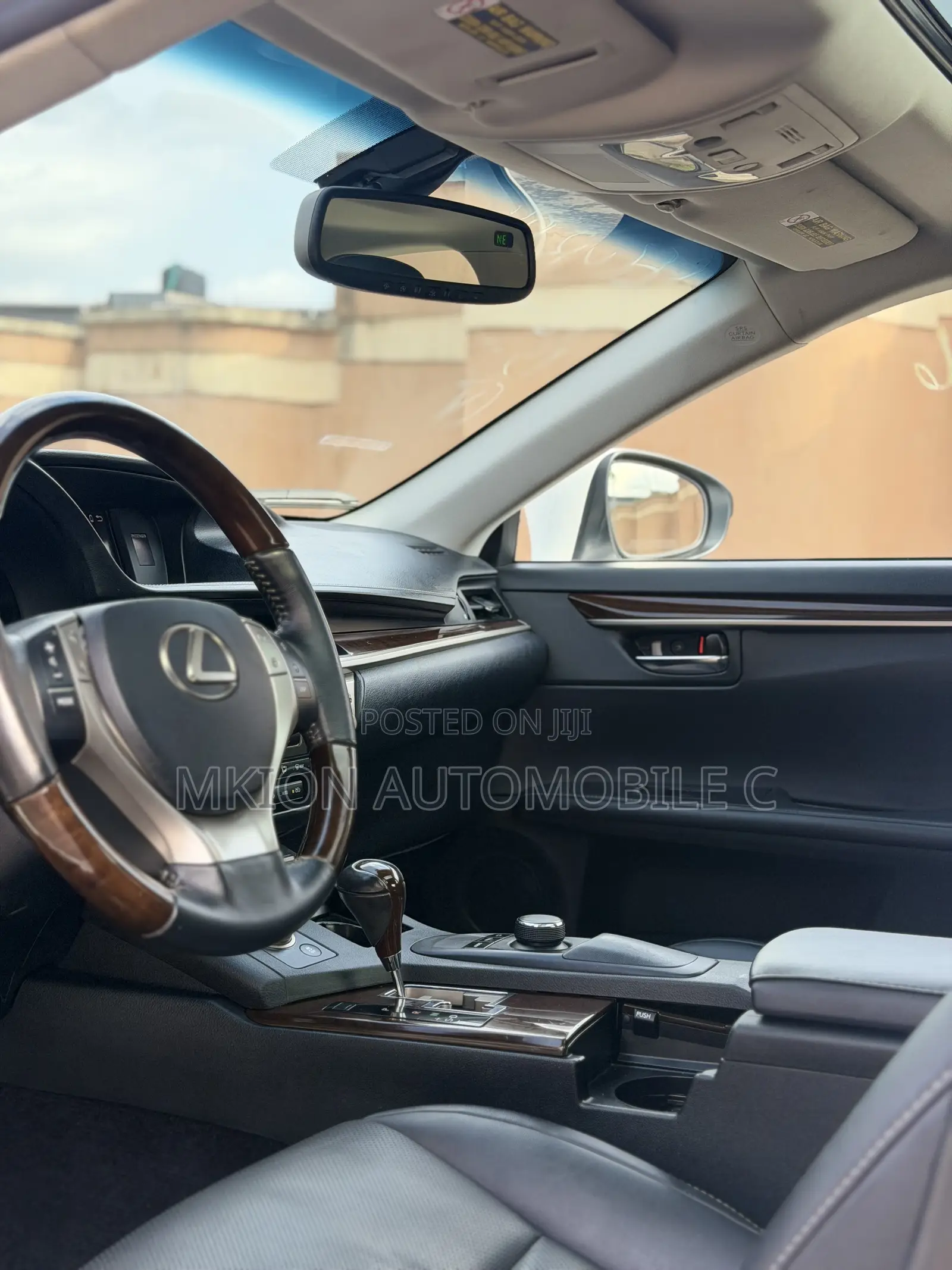 Lexus ES 2015 White