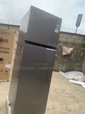 LG 287L Double Door Fridge – Designed Around Your Needs