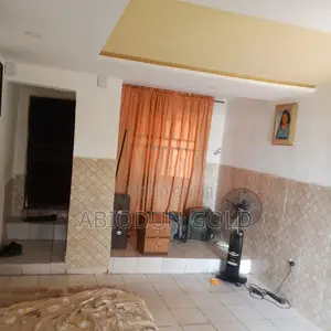 1bdrm Bungalow in Phase 3 / Jikwoyi for rent