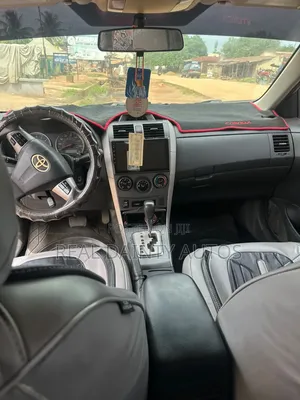 Toyota Corolla S 4dr Sedan (1.8L 4cyl 4A) 2013 Silver