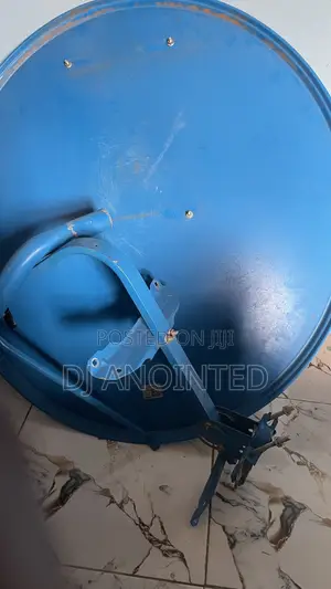 DSTV Dish & Decoder With Remote
