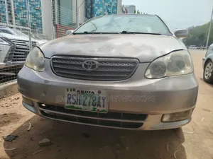 Toyota Corolla 2003 Gold