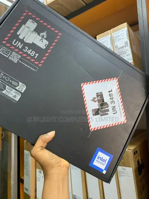 New Laptop HP OmniBook X Flip 16" 32GB Intel Core Ultra 7 SSD 2T